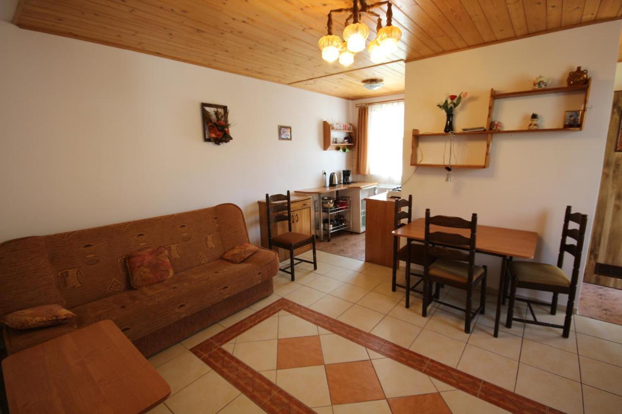 Apartment Lesna *