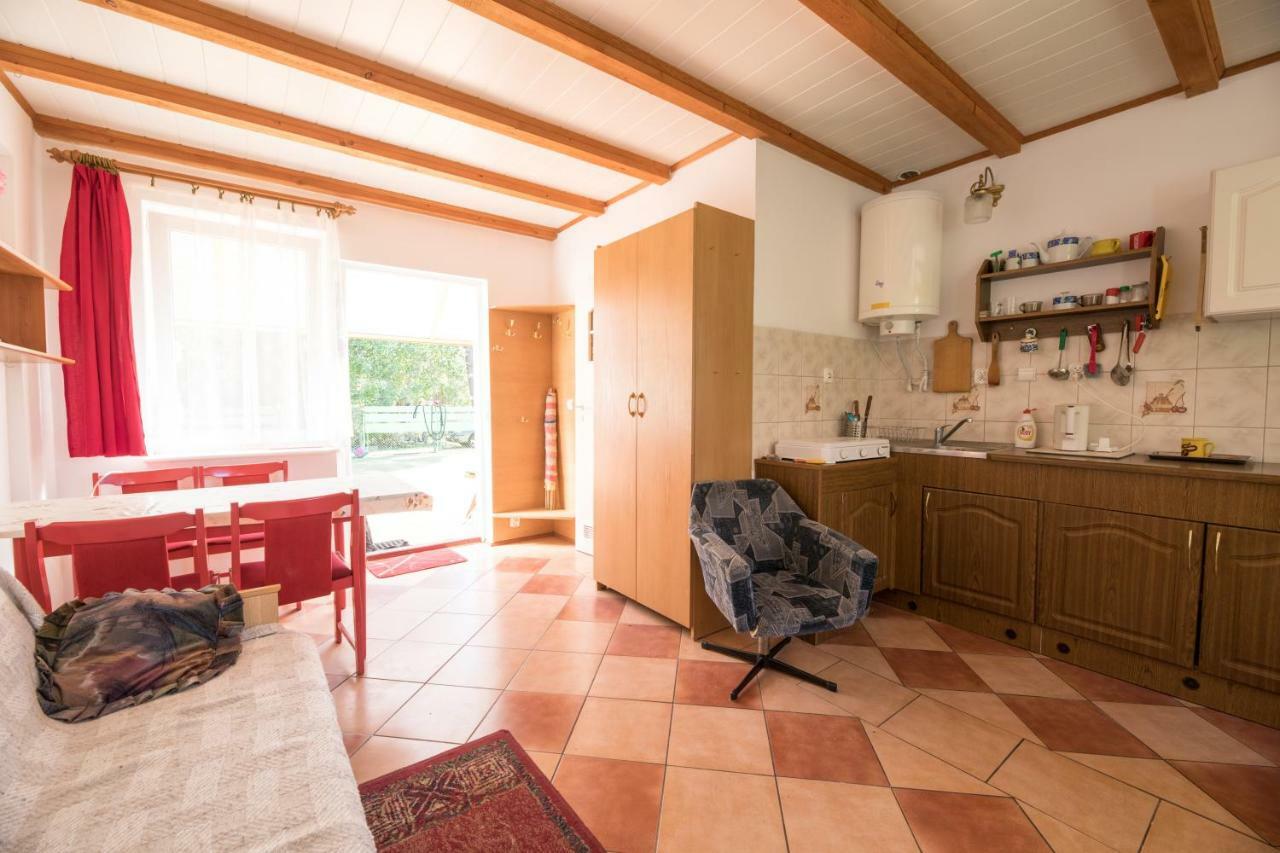 Lesna Apartment *